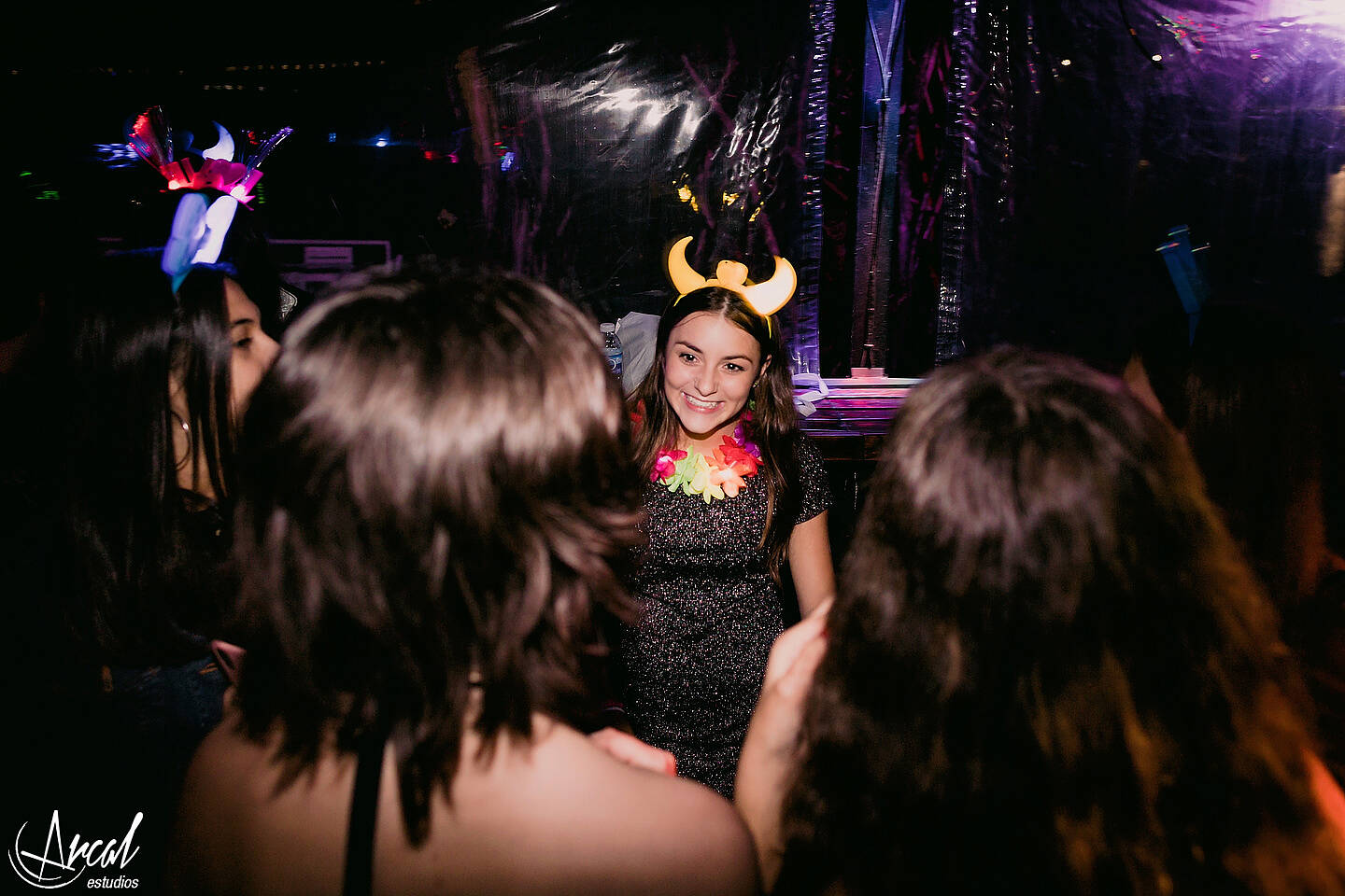 170-catalina-succio-quincean-era-fotografi-a-en-zebra-beach-frente-al-salo-n-jockey-club-carlos-paz-125783