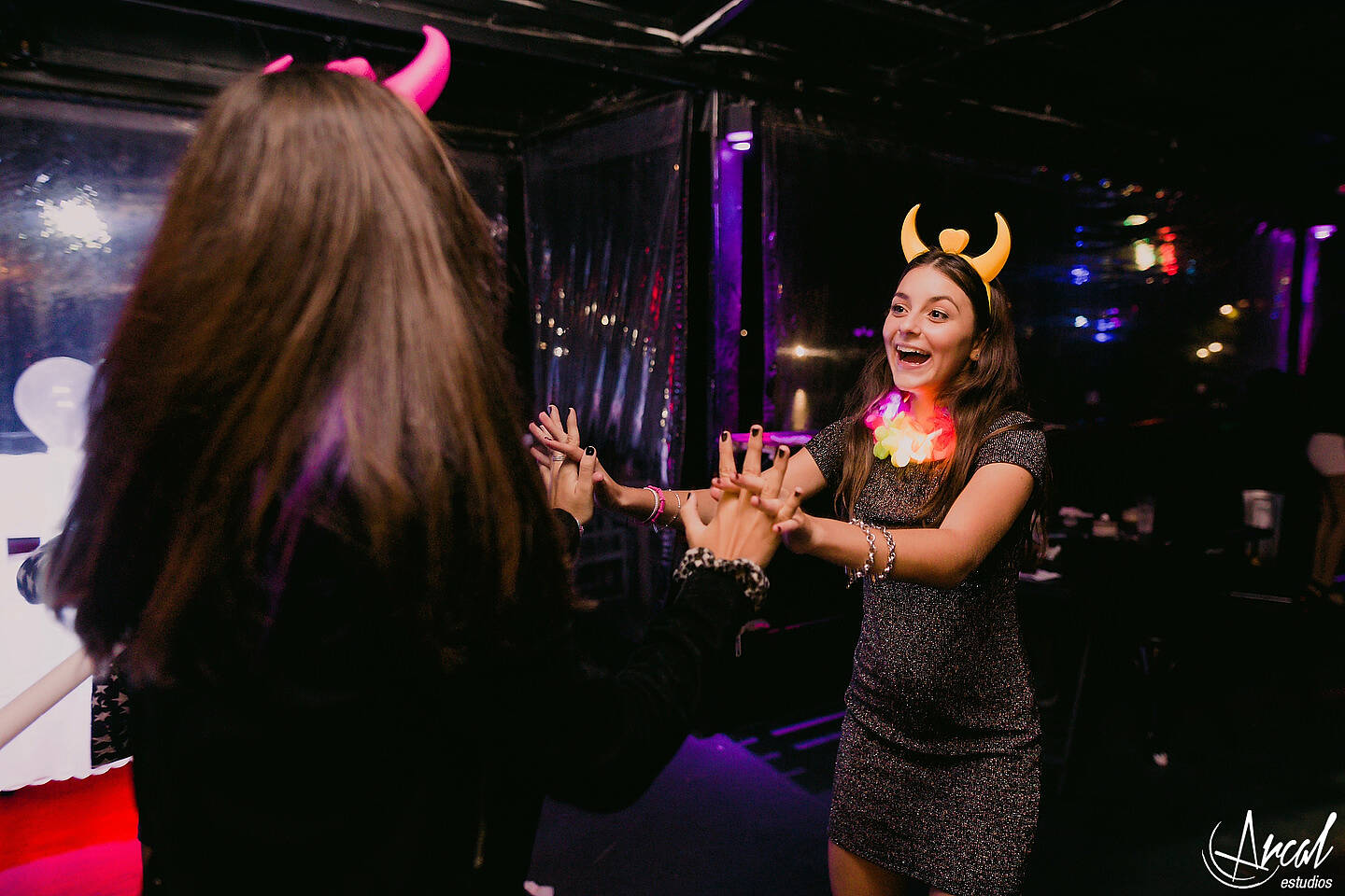 182-catalina-succio-quincean-era-fotografi-a-en-zebra-beach-frente-al-salo-n-jockey-club-carlos-paz-125783