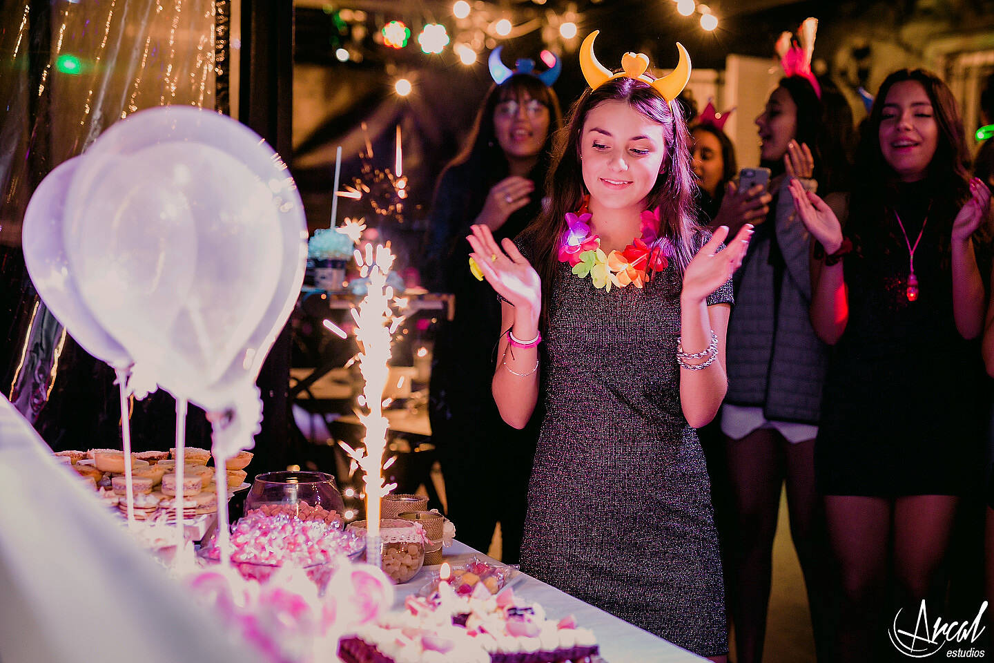 204-catalina-succio-quincean-era-fotografi-a-en-zebra-beach-frente-al-salo-n-jockey-club-carlos-paz-125783