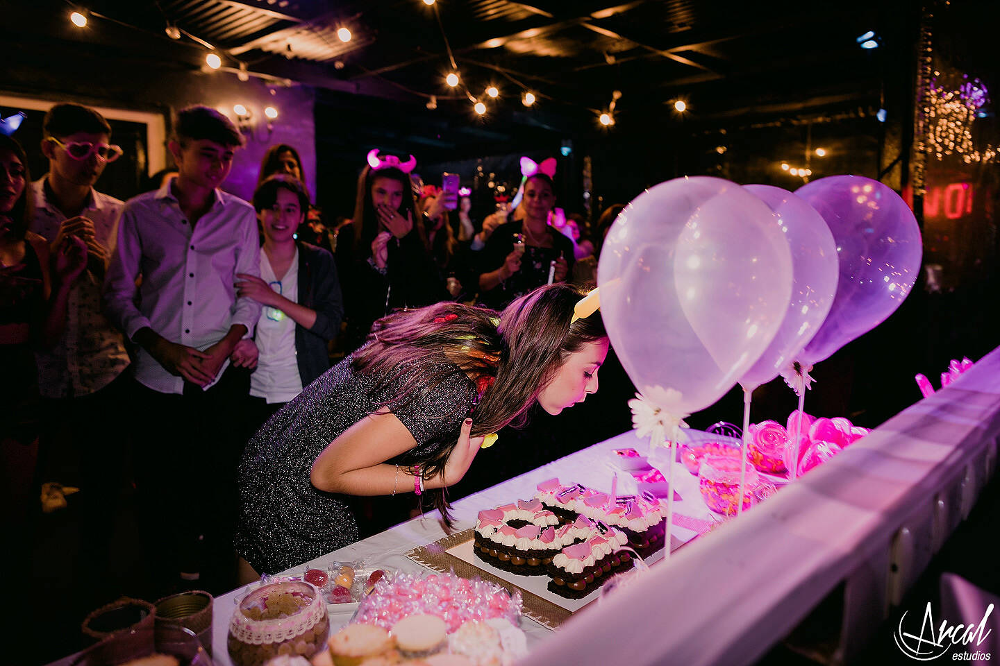 207-catalina-succio-quincean-era-fotografi-a-en-zebra-beach-frente-al-salo-n-jockey-club-carlos-paz-125783