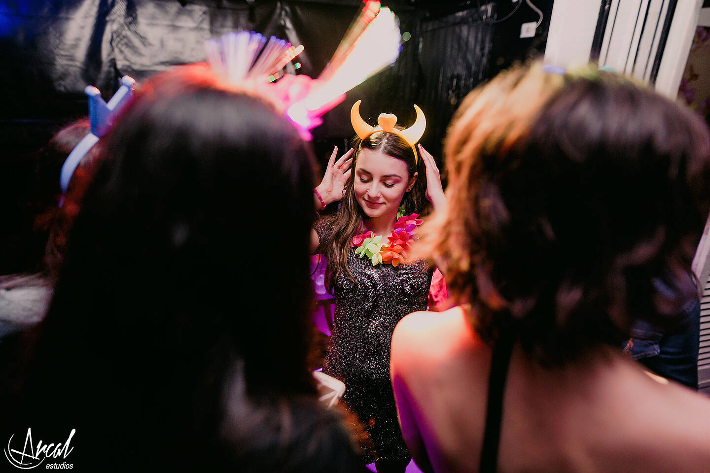 244-catalina-succio-quincean-era-fotografi-a-en-zebra-beach-frente-al-salo-n-jockey-club-carlos-paz-125783