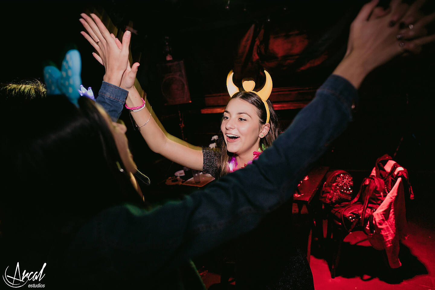 246-catalina-succio-quincean-era-fotografi-a-en-zebra-beach-frente-al-salo-n-jockey-club-carlos-paz-125783