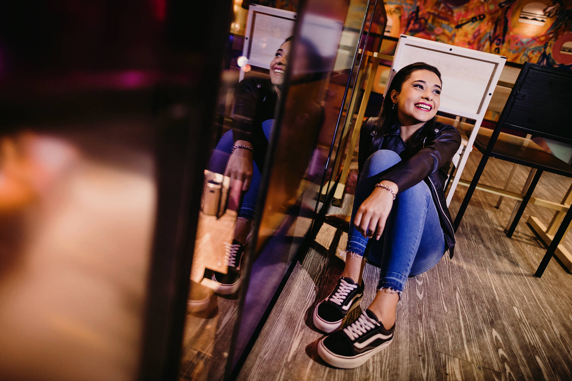 061-book-15-stefani-a-maldonado-sesio-n-de-fotos-urbana-co-rdoba-rueda-eiffel-fotos-en-bar-el-mezon-y-solutto-bar-134298