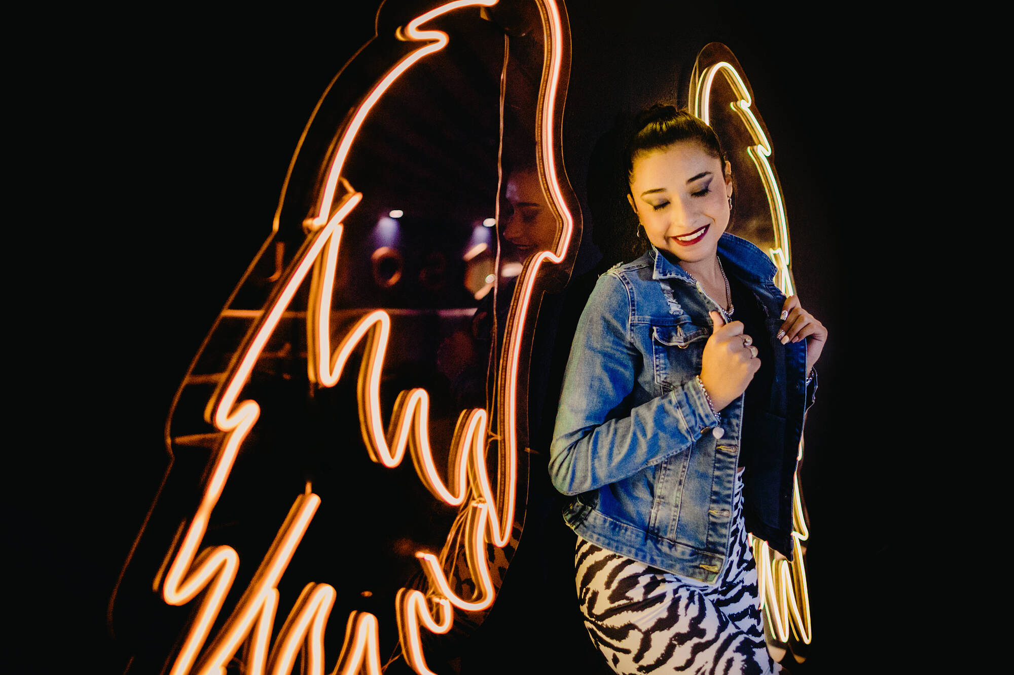 094-book-15-stefani-a-maldonado-sesio-n-de-fotos-urbana-co-rdoba-rueda-eiffel-fotos-en-bar-el-mezon-y-solutto-bar-134298