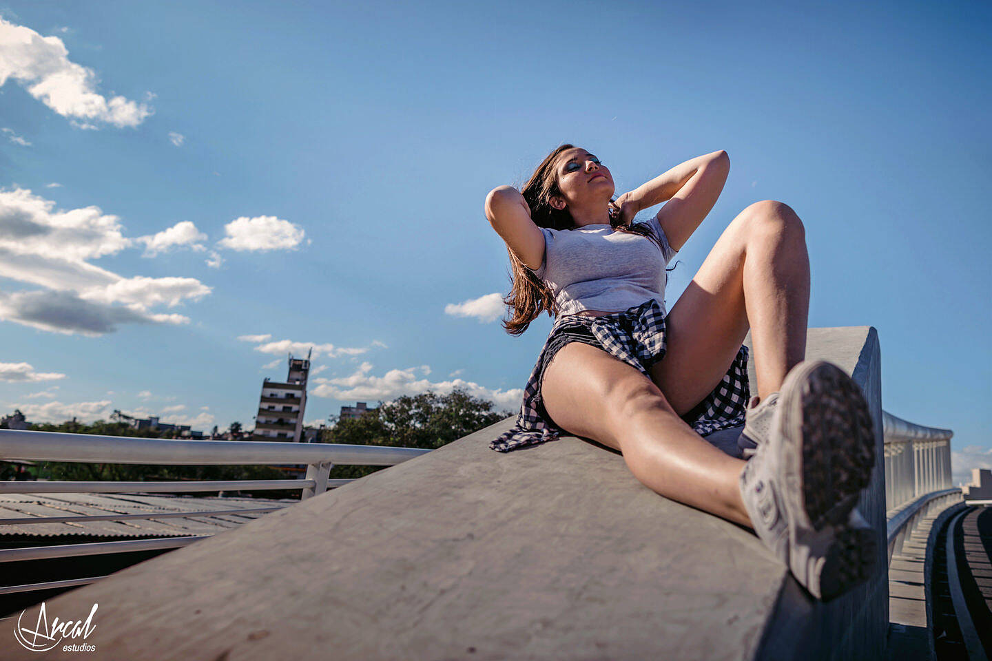 018-mile-nieto-book-de-quincean-era-en-puente-costanera-de-co-rdoba-gobernador-mestre-arte-urbano-murales-fotos-en-brindisi-cocktail-bar-134542