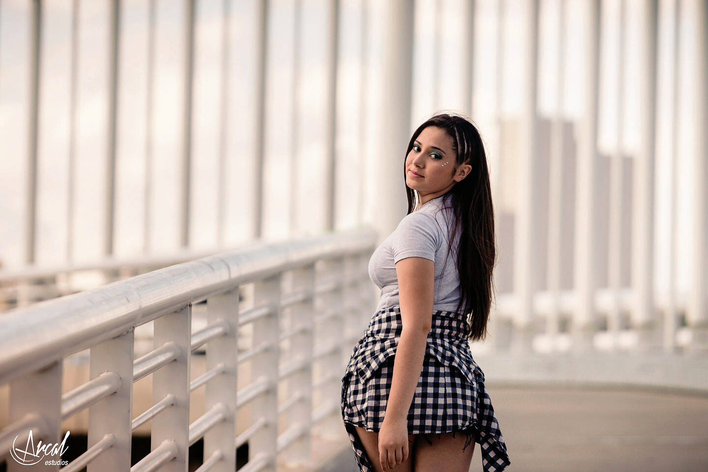 032-mile-nieto-book-de-quincean-era-en-puente-costanera-de-co-rdoba-gobernador-mestre-arte-urbano-murales-fotos-en-brindisi-cocktail-bar-134542