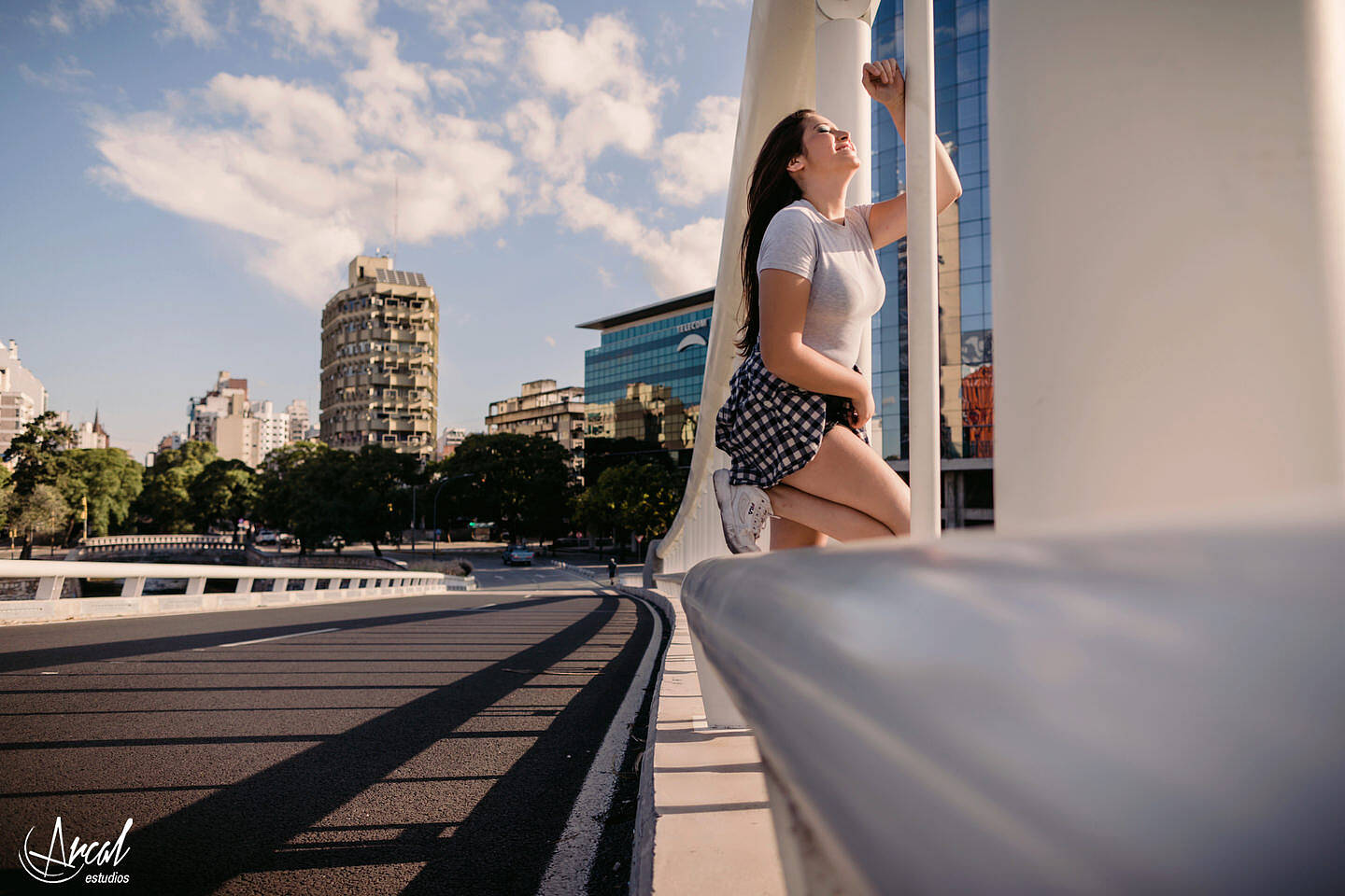 041-mile-nieto-book-de-quincean-era-en-puente-costanera-de-co-rdoba-gobernador-mestre-arte-urbano-murales-fotos-en-brindisi-cocktail-bar-134542