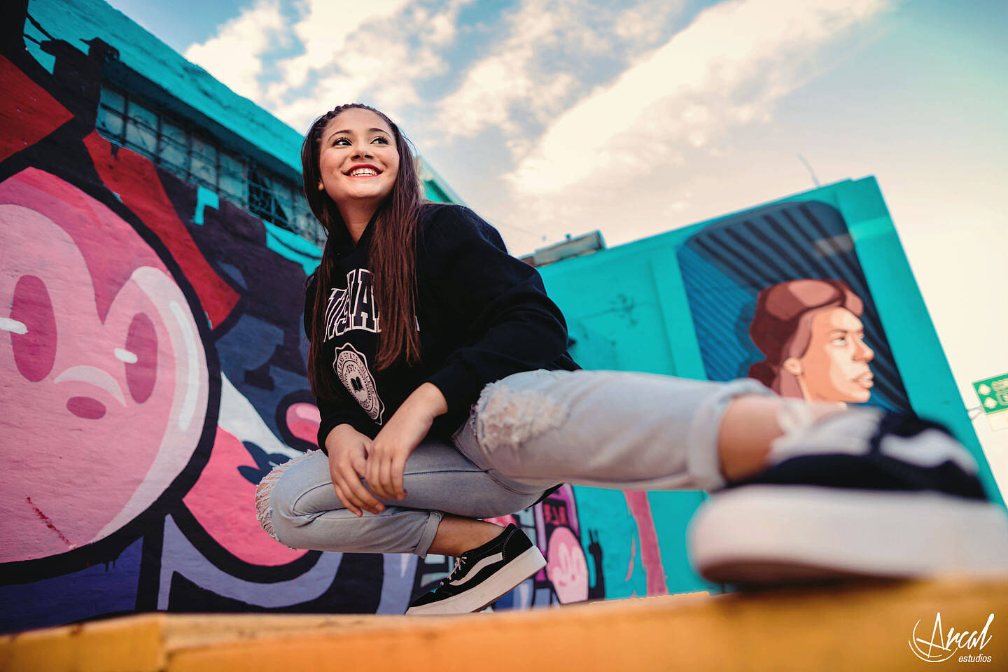 046-mile-nieto-book-de-quincean-era-en-puente-costanera-de-co-rdoba-gobernador-mestre-arte-urbano-murales-fotos-en-brindisi-cocktail-bar-a-134542