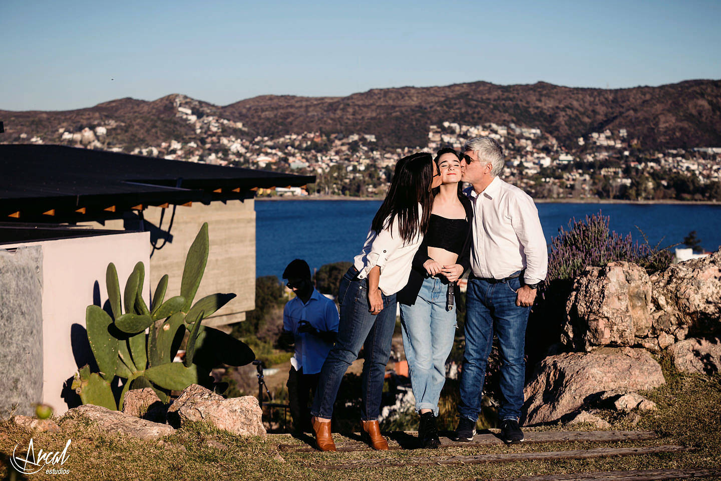 074-francesca-ciabattari-book-de-15-bosque-cabalango-barrio-la-loma-puerta-turqueza-vista-a-las-sierras-de-co-rdoba-134825