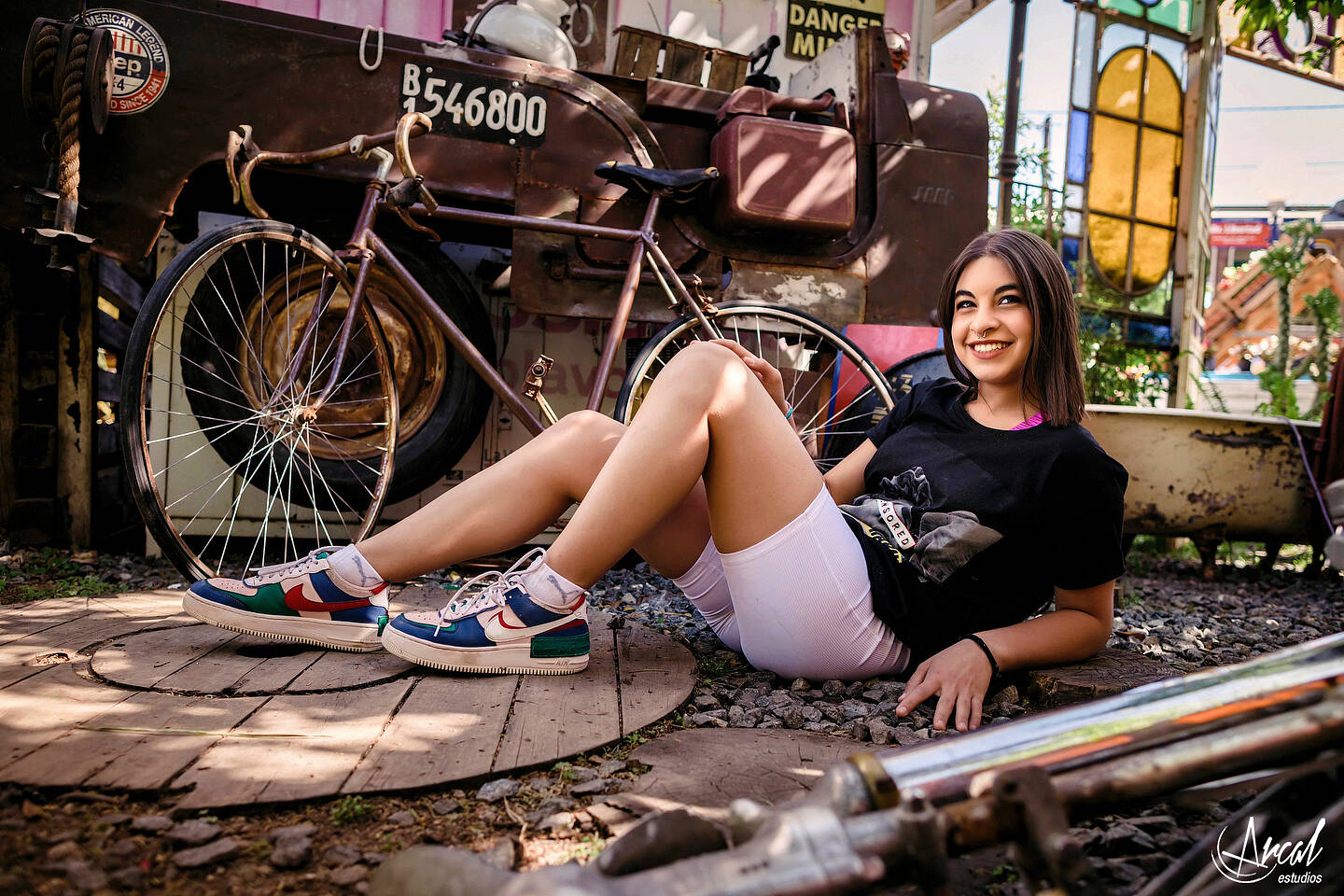 006-zoe-tienda-de-antiguedades-carlos-paz-lancha-lago-san-roque-y-fotos-en-la-pulperi-a-carlos-paza-138817-O