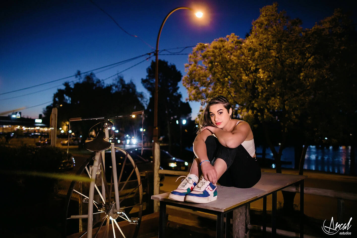 087-zoe-tienda-de-antiguedades-carlos-paz-lancha-lago-san-roque-y-fotos-en-la-pulperi-a-carlos-paza-138817-O