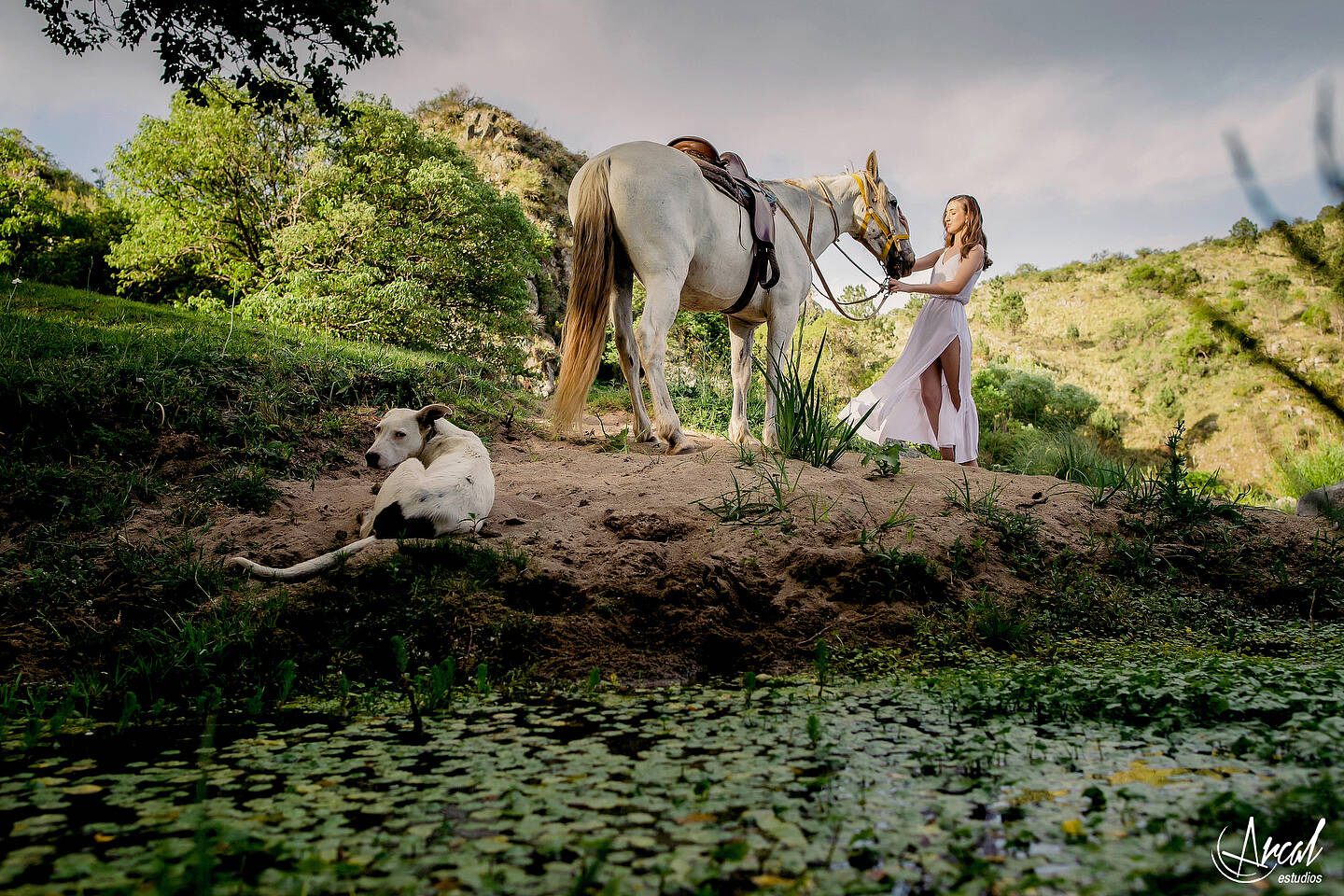 041-roci-o-biderbust-fotografi-a-de-quincean-era-en-caballo-en-acuerella-del-ri-o-san-clemente-co-rdoba-141805-O
