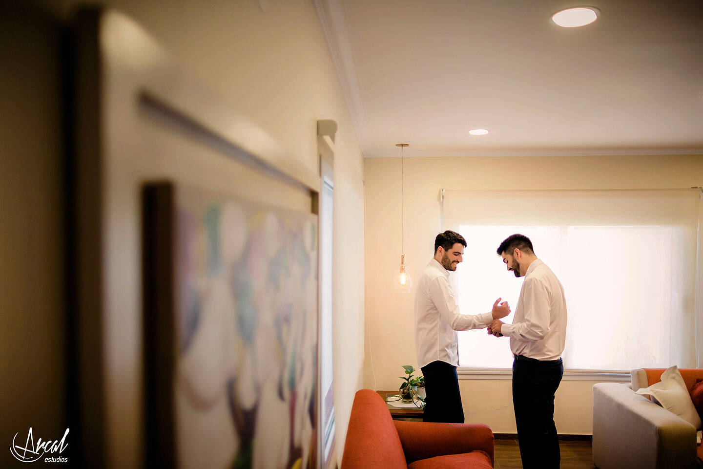 013-mili-y-toma-s-boda-en-parroquia-nuestra-sen-ora-del-socorro-de-escuela-pias-fotos-en-salo-n-reinapaz-140480-O