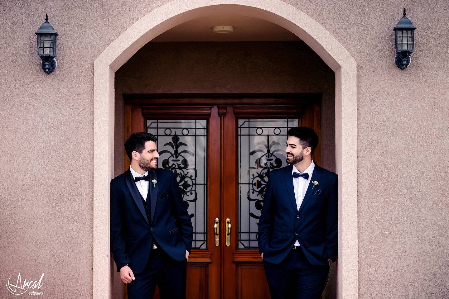 022-mili-y-toma-s-boda-en-parroquia-nuestra-sen-ora-del-socorro-de-escuela-pias-fotos-en-salo-n-reinapaz-140480-O