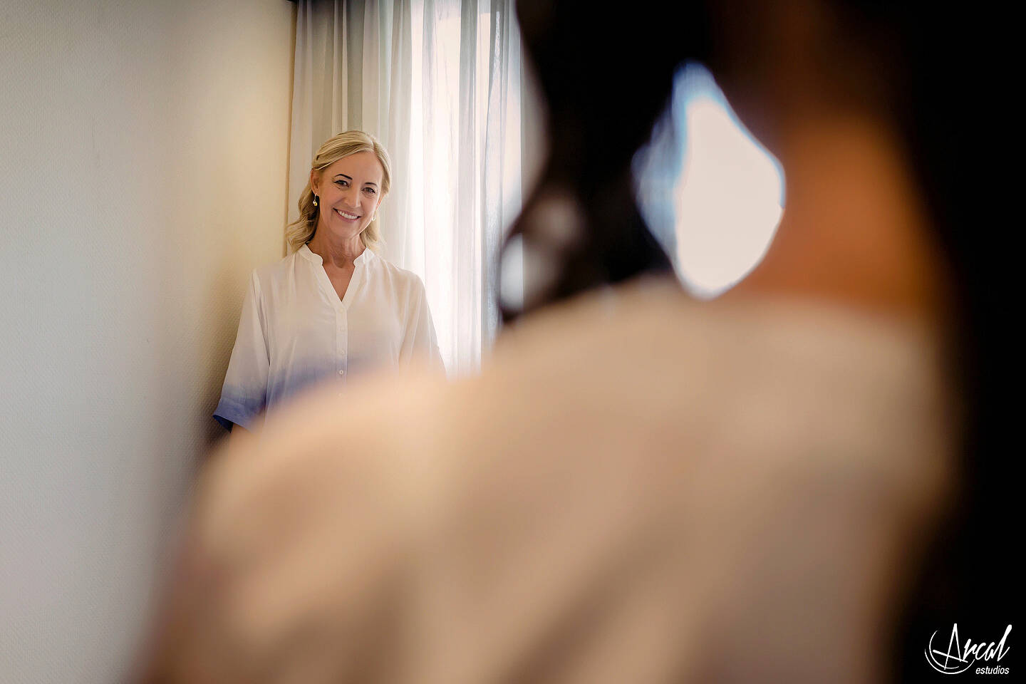 033-mili-y-toma-s-boda-en-parroquia-nuestra-sen-ora-del-socorro-de-escuela-pias-fotos-en-salo-n-reinapaz-140480-O