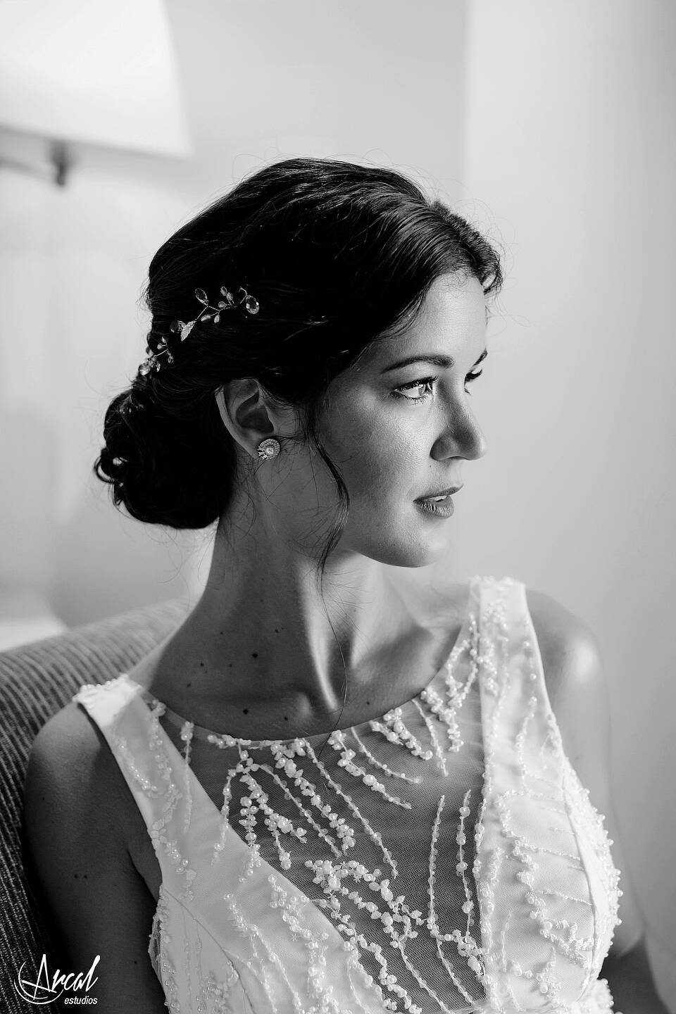 066-mili-y-toma-s-boda-en-parroquia-nuestra-sen-ora-del-socorro-de-escuela-pias-fotos-en-salo-n-reinapaz-140480-O