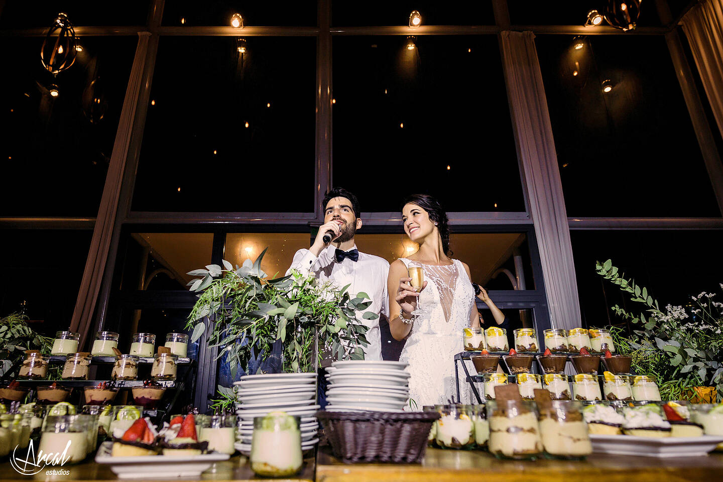 478-mili-y-toma-s-boda-en-parroquia-nuestra-sen-ora-del-socorro-de-escuela-pias-fotos-en-salo-n-reinapaz-140480-O