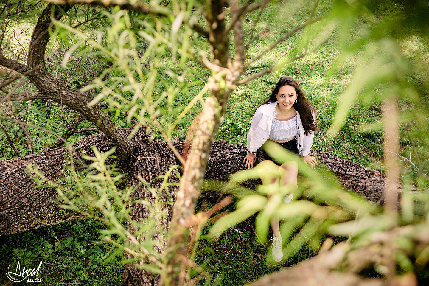 024-naiara-bustos-book-de-15-en-bosque-de-cabalango-fotos-de-quincean-era-en-crazy-donkey-tanti-141923-O