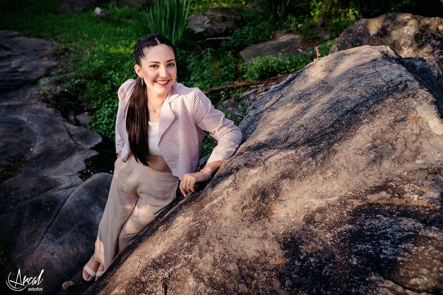 052-naiara-bustos-book-de-15-en-bosque-de-cabalango-fotos-de-quincean-era-en-crazy-donkey-tanti-141923-O