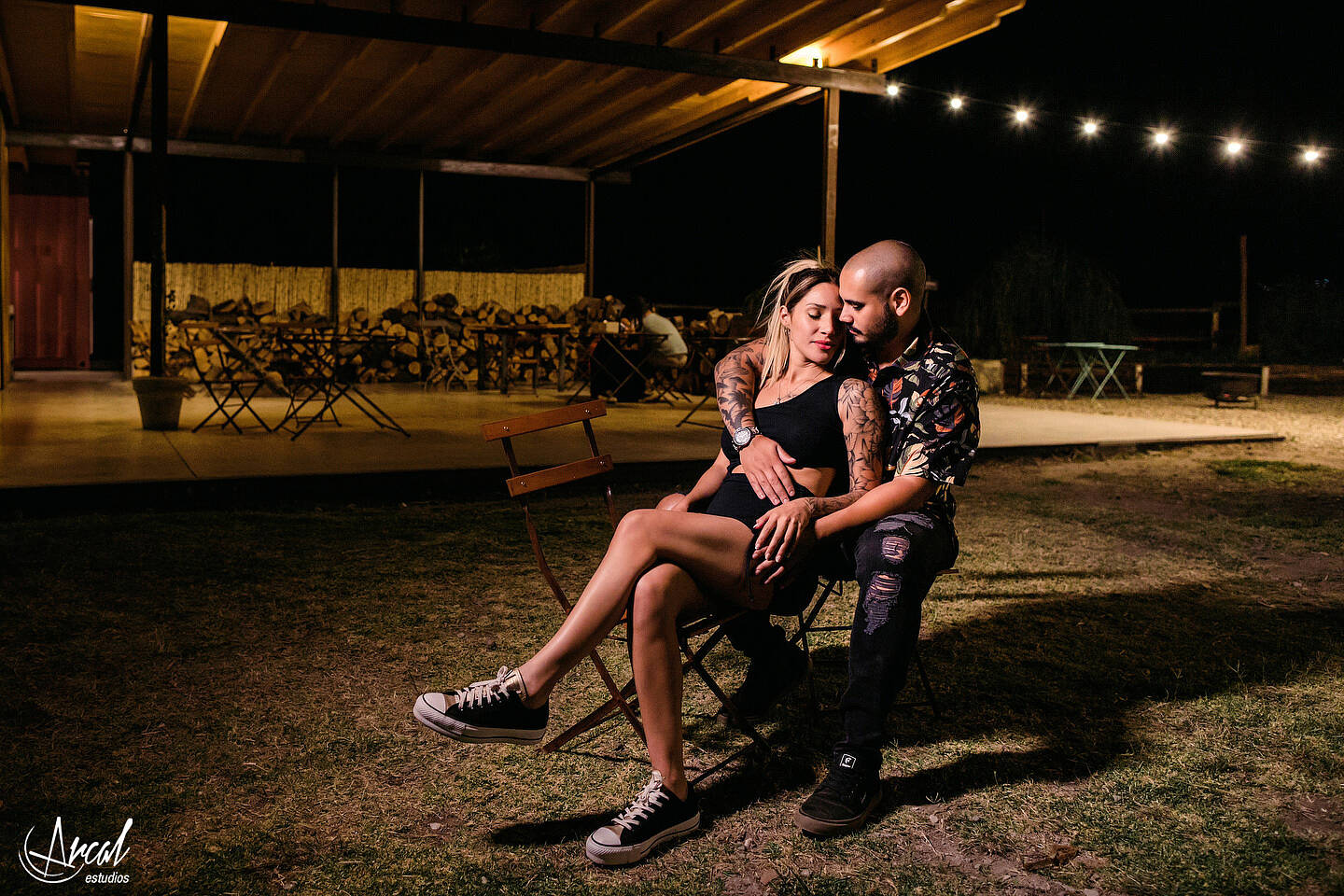 084-flor-y-maxi-fotografi-a-de-preboda-en-el-dique-san-jeronimo-dique-si-en-la-cumbre-pre-boda-en-vin-edos-nebula-co-rdoba-146765-O