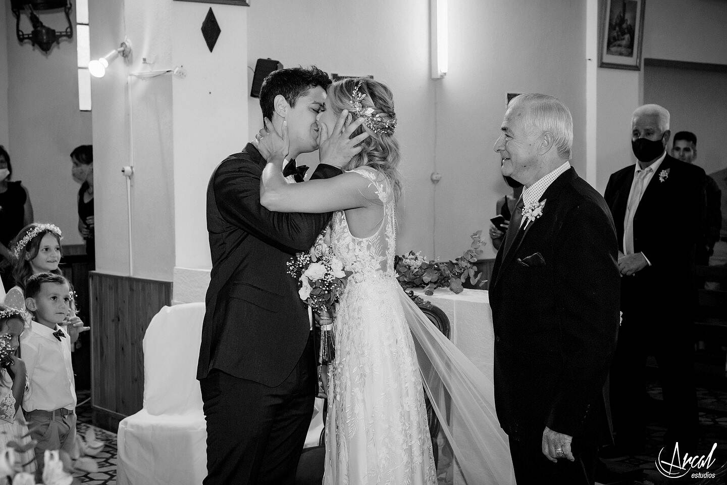 106-ileana-y-eduardo-fotos-de-boda-en-pinares-panorama-suites-casamiento-en-nuestra-sen-ora-del-carmen-fiesta-en-estancia-causana-148957-O