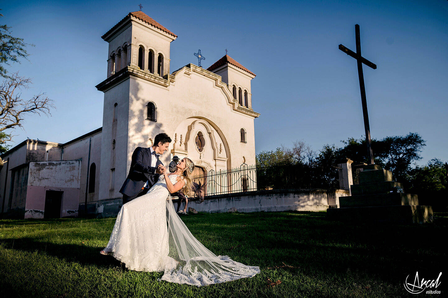 156-ileana-y-eduardo-fotos-de-boda-en-pinares-panorama-suites-casamiento-en-nuestra-sen-ora-del-carmen-fiesta-en-estancia-causana-148957-O