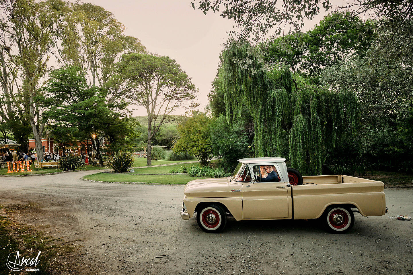 162-ileana-y-eduardo-fotos-de-boda-en-pinares-panorama-suites-casamiento-en-nuestra-sen-ora-del-carmen-fiesta-en-estancia-causana-148957-O