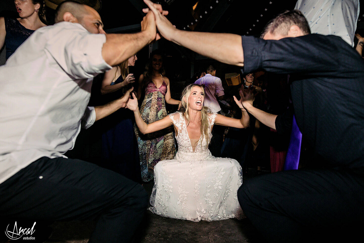 364-ileana-y-eduardo-fotos-de-boda-en-pinares-panorama-suites-casamiento-en-nuestra-sen-ora-del-carmen-fiesta-en-estancia-causana-148957-O
