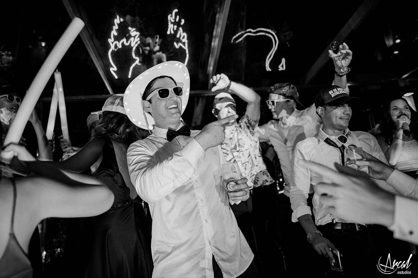 406-ileana-y-eduardo-fotos-de-boda-en-pinares-panorama-suites-casamiento-en-nuestra-sen-ora-del-carmen-fiesta-en-estancia-causana-148957-O