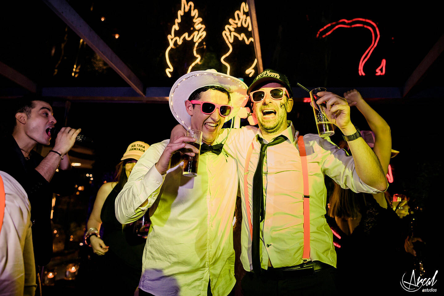 433-ileana-y-eduardo-fotos-de-boda-en-pinares-panorama-suites-casamiento-en-nuestra-sen-ora-del-carmen-fiesta-en-estancia-causana-148957-O