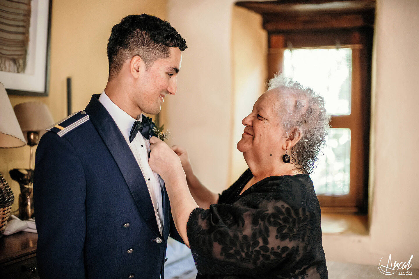 018-dara-y-joe-boda-en-estancia-el-rosal-agua-de-oro-tocado-de-petit-ateliera-152183-O