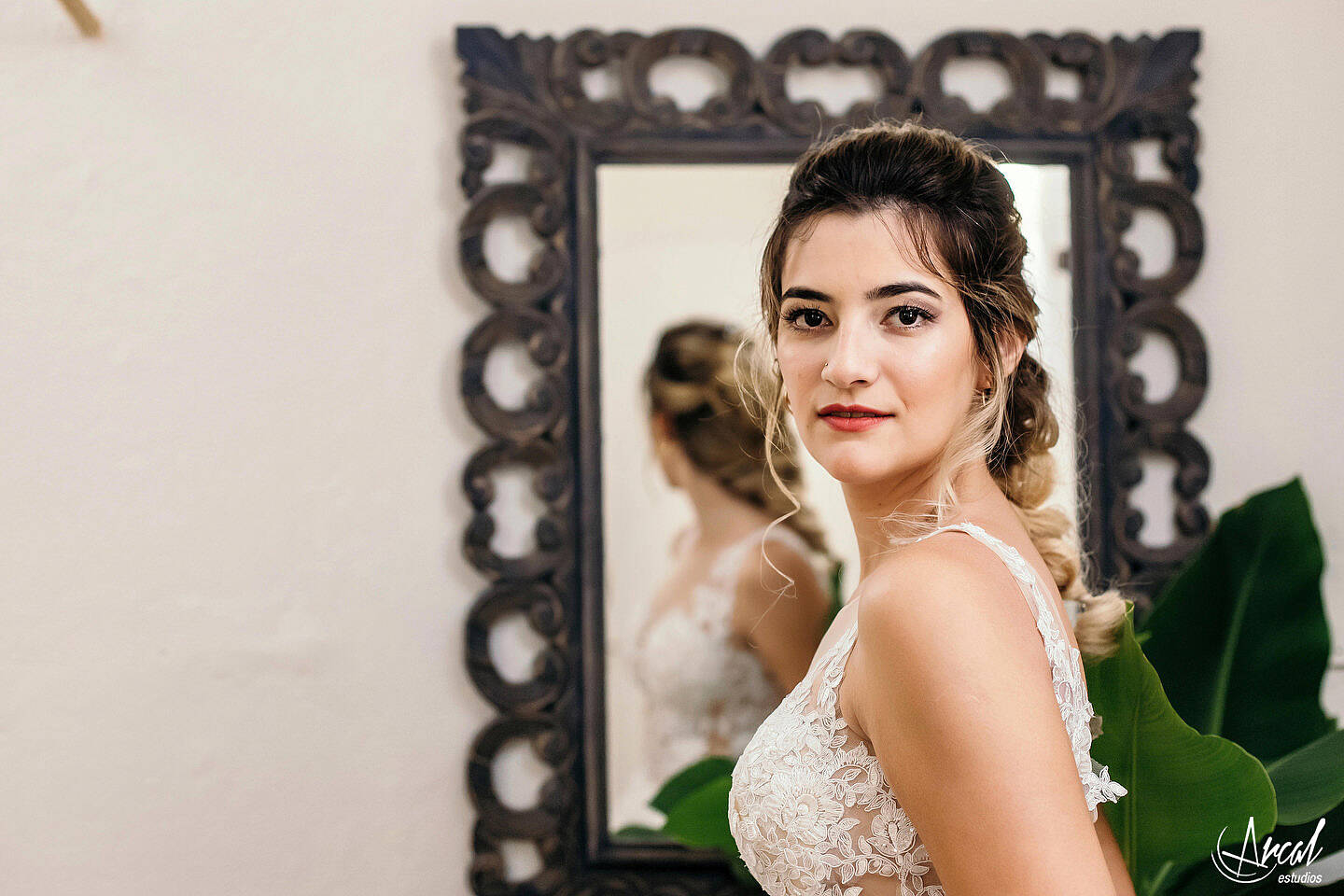 036-dara-y-joe-boda-en-estancia-el-rosal-agua-de-oro-tocado-de-petit-ateliera-152183-O