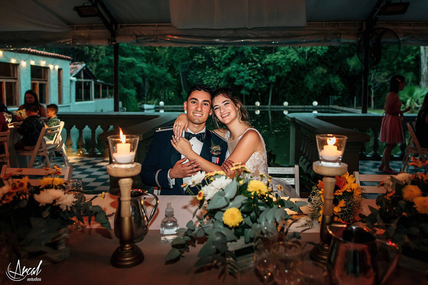 169-dara-y-joe-boda-en-estancia-el-rosal-agua-de-oro-tocado-de-petit-atelier-152183-O