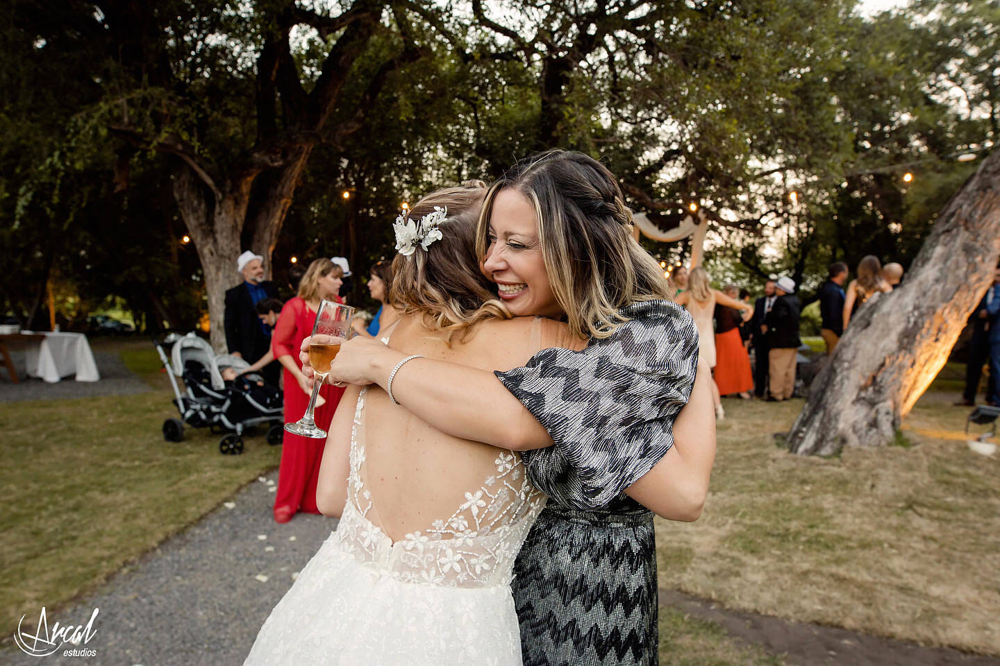 131-jimena-y-mauro-salon-casas-viejas-boda-manuel-wirzt-la-barra-evento-fotografia-de-boda-a-157047-XXL