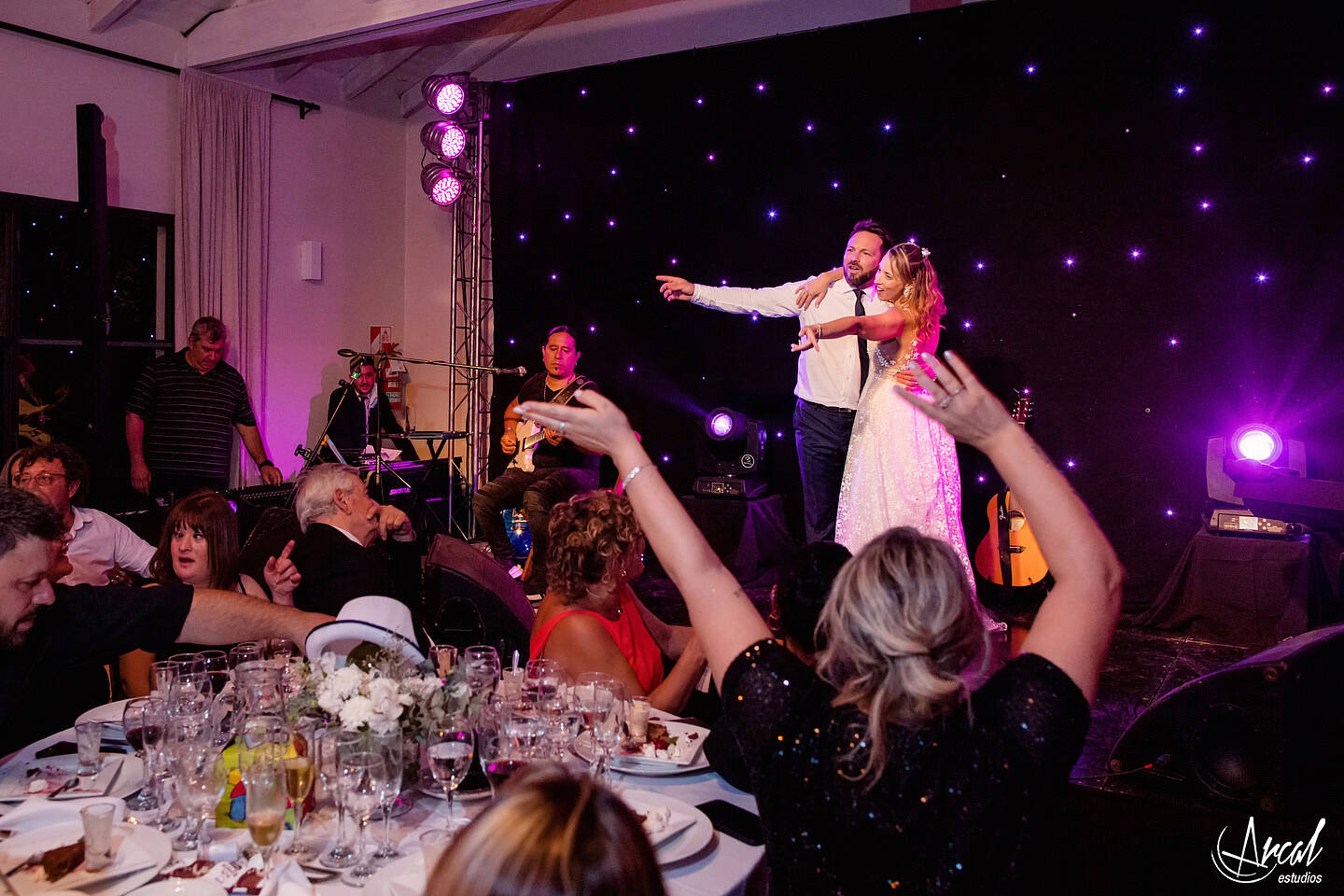245-jimena-y-mauro-salon-casas-viejas-boda-manuel-wirzt-la-barra-evento-fotografia-de-boda-157047-XXL