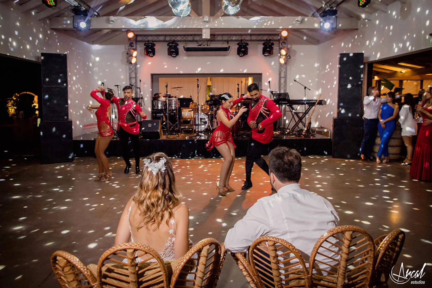 260-jimena-y-mauro-salon-casas-viejas-boda-manuel-wirzt-la-barra-evento-fotografia-de-boda-157047-XXL