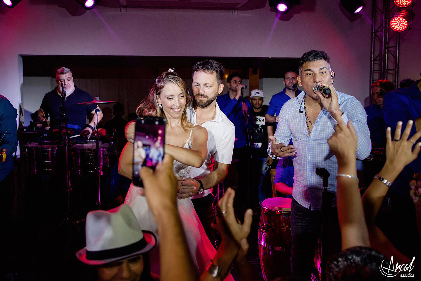 356-jimena-y-mauro-salon-casas-viejas-boda-manuel-wirzt-la-barra-evento-fotografia-de-boda-157047-XXL