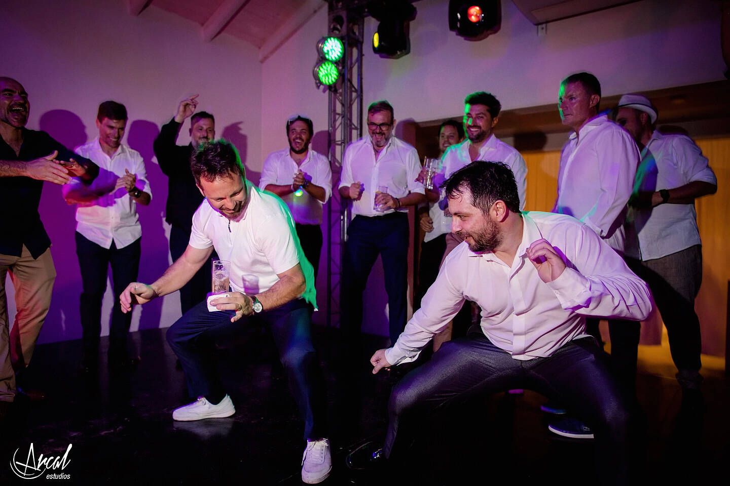 411-jimena-y-mauro-salon-casas-viejas-boda-manuel-wirzt-la-barra-evento-fotografia-de-boda-a-157047-XXL