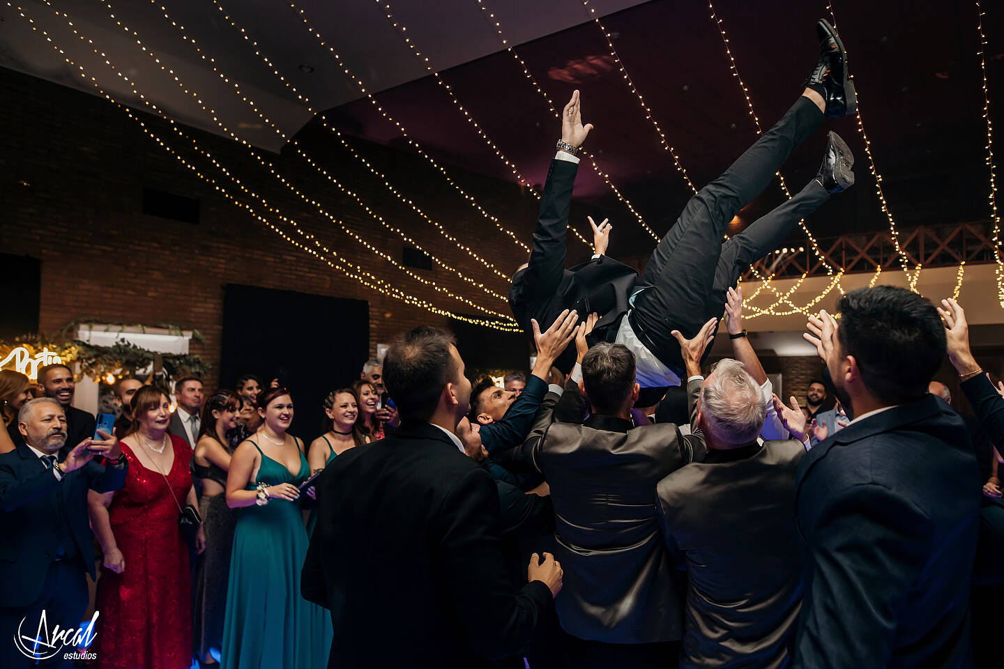 192-casamiento-de-flor-y-maxi-en-el-portal-del-lago-hotel-villa-carlos-paza-156154-O