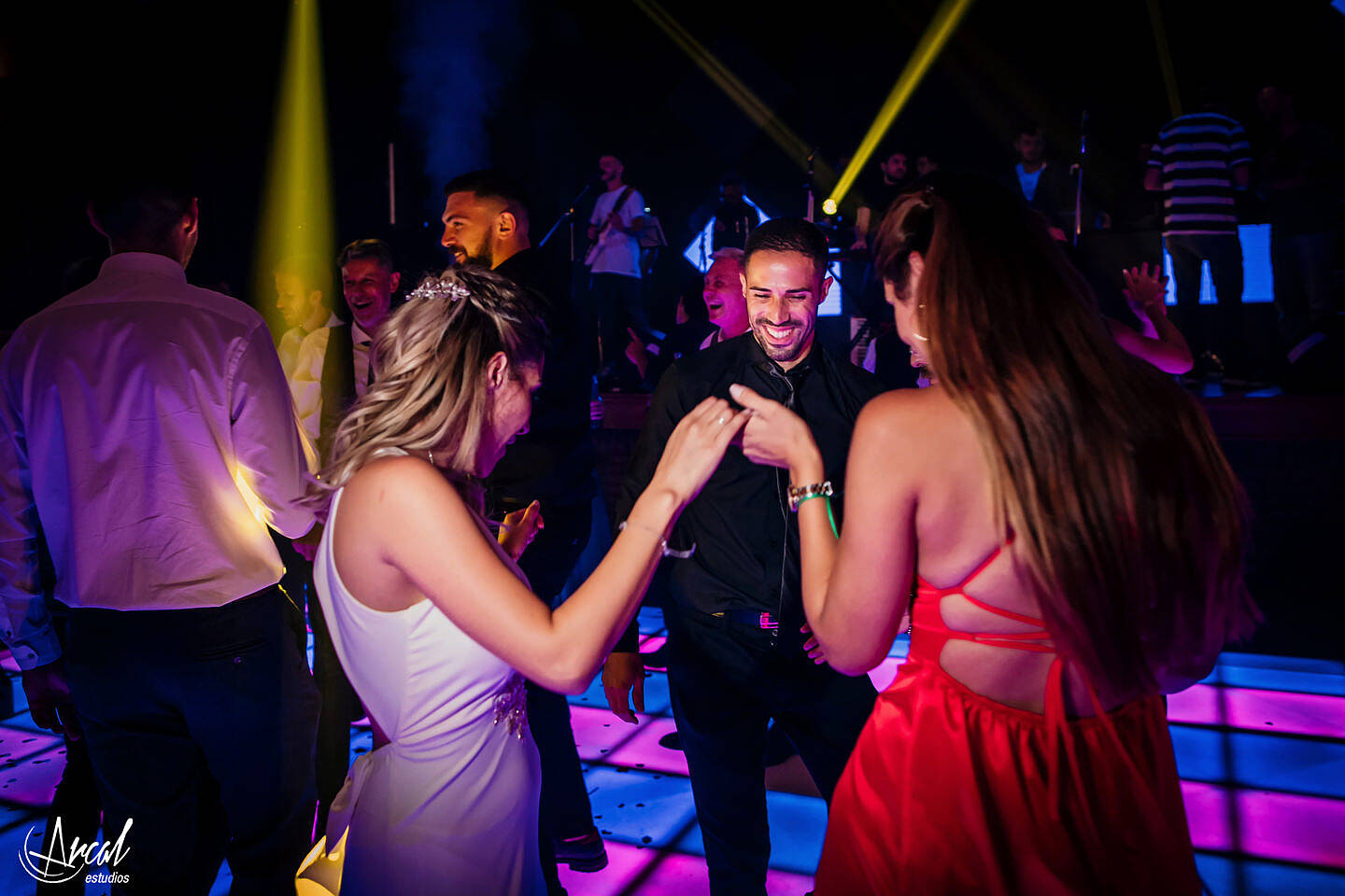 279-casamiento-de-flor-y-maxi-en-el-portal-del-lago-hotel-villa-carlos-paza-156154-O