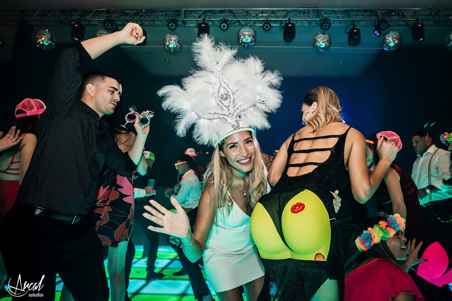 392-casamiento-de-flor-y-maxi-en-el-portal-del-lago-hotel-villa-carlos-paza-156154-O