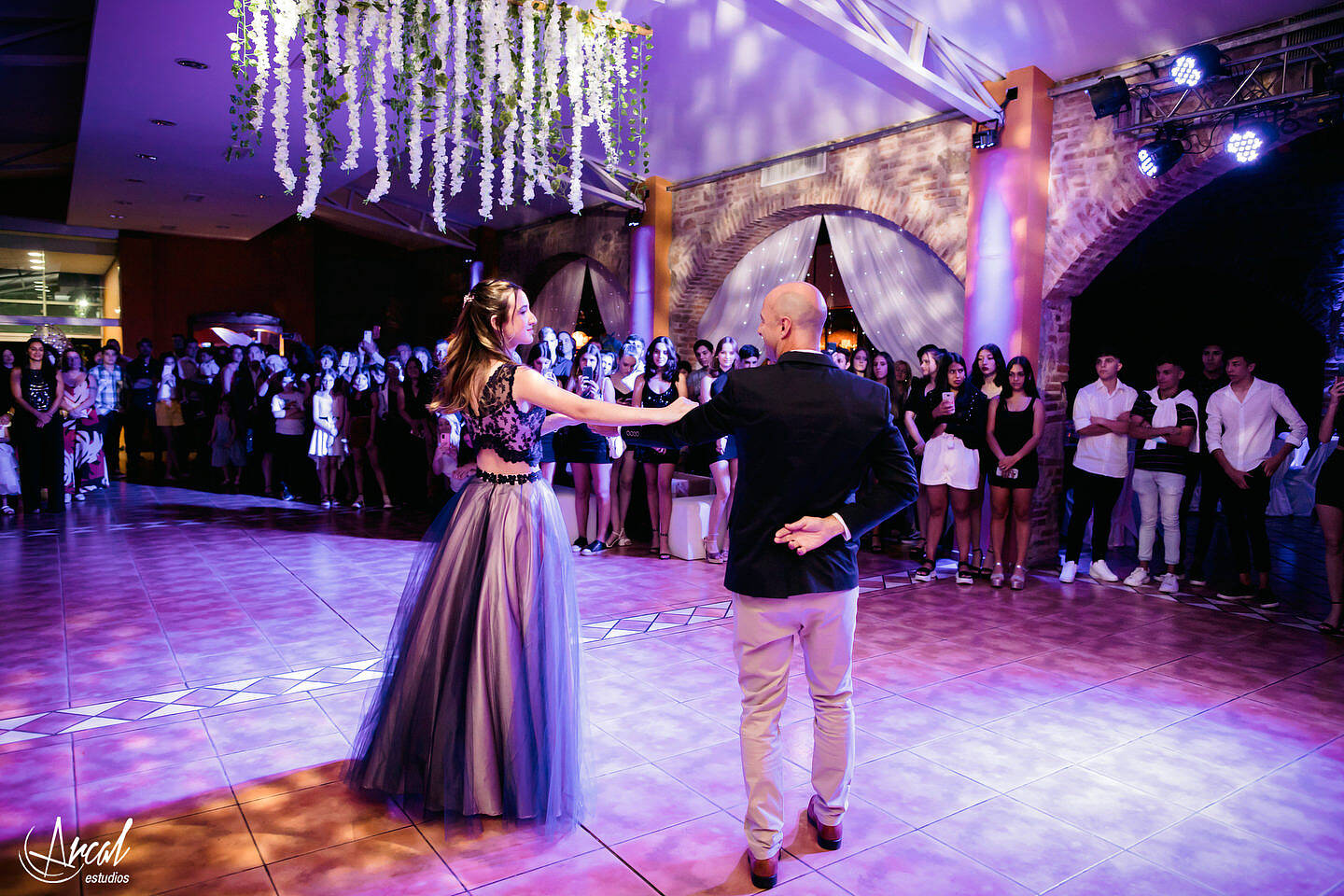 086-roci-o-biderbust-quinces-en-el-salo-n-del-campanario-villa-carlos-paz-atelier-soledad-toani-vestidos-de-novias-y-quincean-eras-1-151379-O