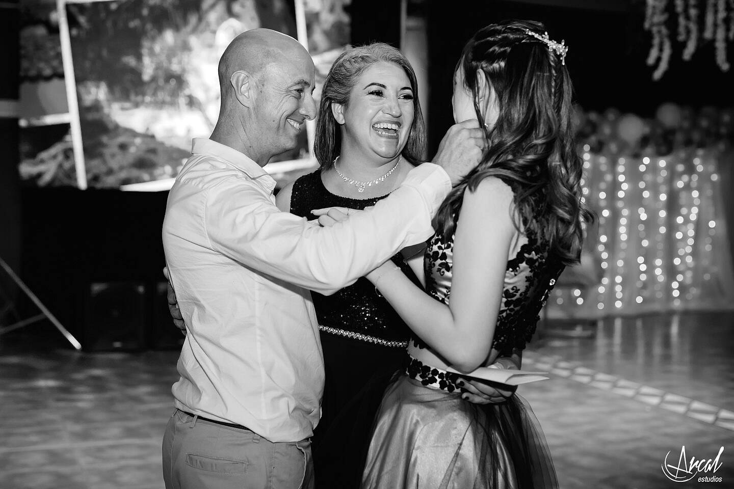 183-roci-o-biderbust-quinces-en-el-salo-n-del-campanario-villa-carlos-paz-atelier-soledad-toani-vestidos-de-novias-y-quincean-eras-1a-151379-O