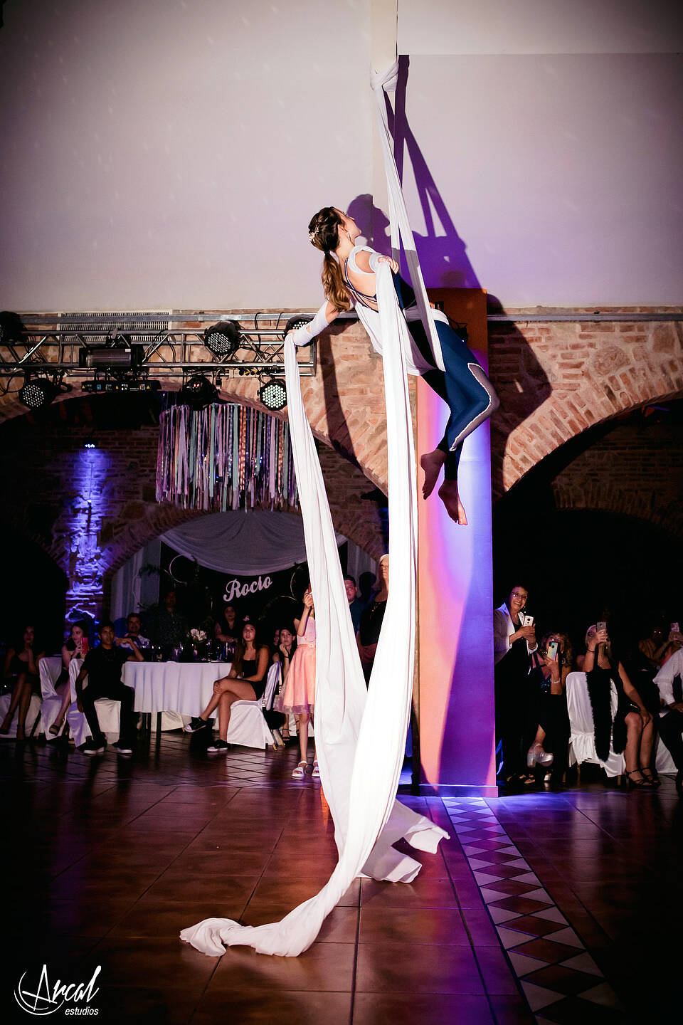 203-roci-o-biderbust-quinces-en-el-salo-n-del-campanario-villa-carlos-paz-atelier-soledad-toani-vestidos-de-novias-y-quincean-eras-1-151379-O