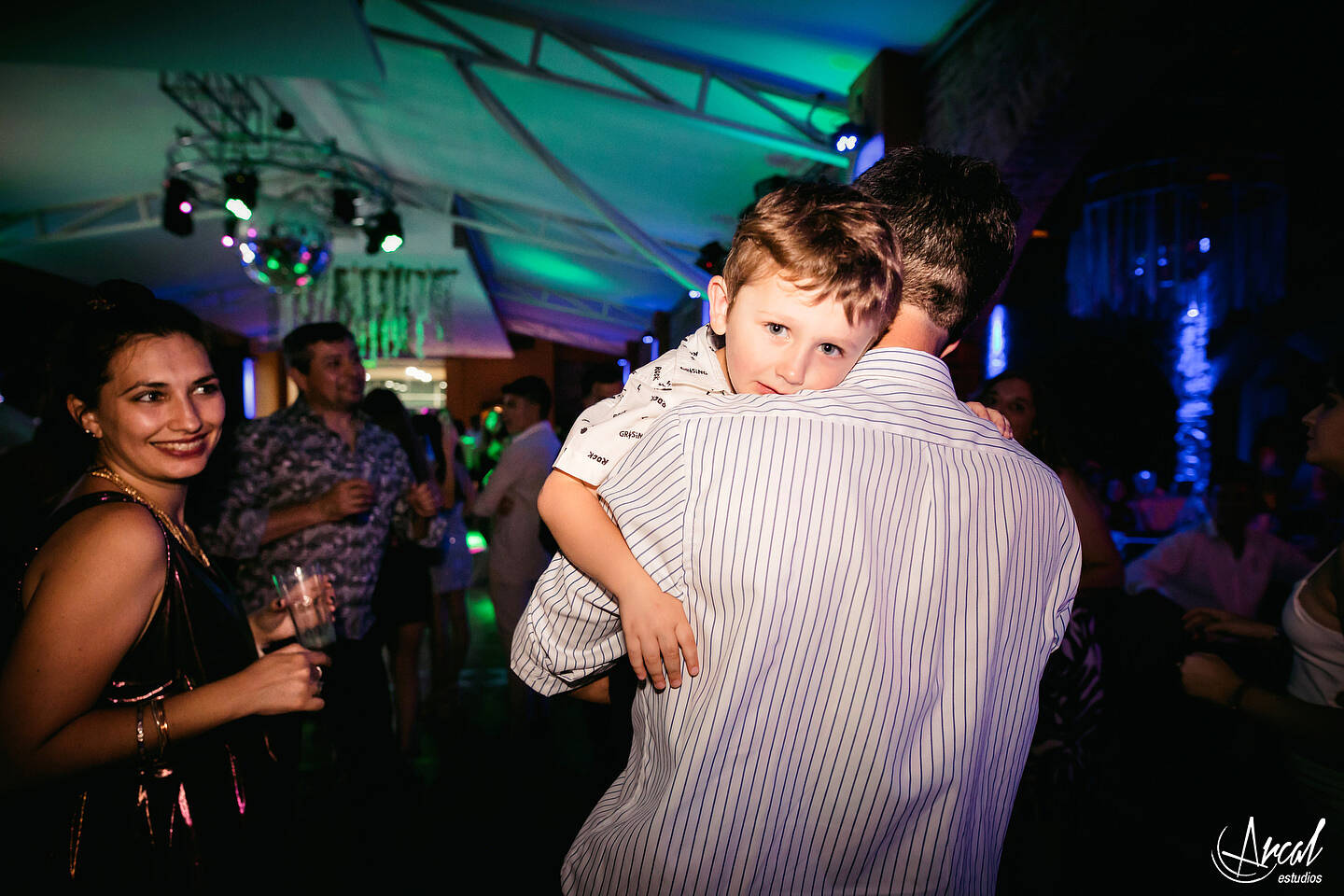 220-roci-o-biderbust-quinces-en-el-salo-n-del-campanario-villa-carlos-paz-atelier-soledad-toani-vestidos-de-novias-y-quincean-eras-1a-151379-O