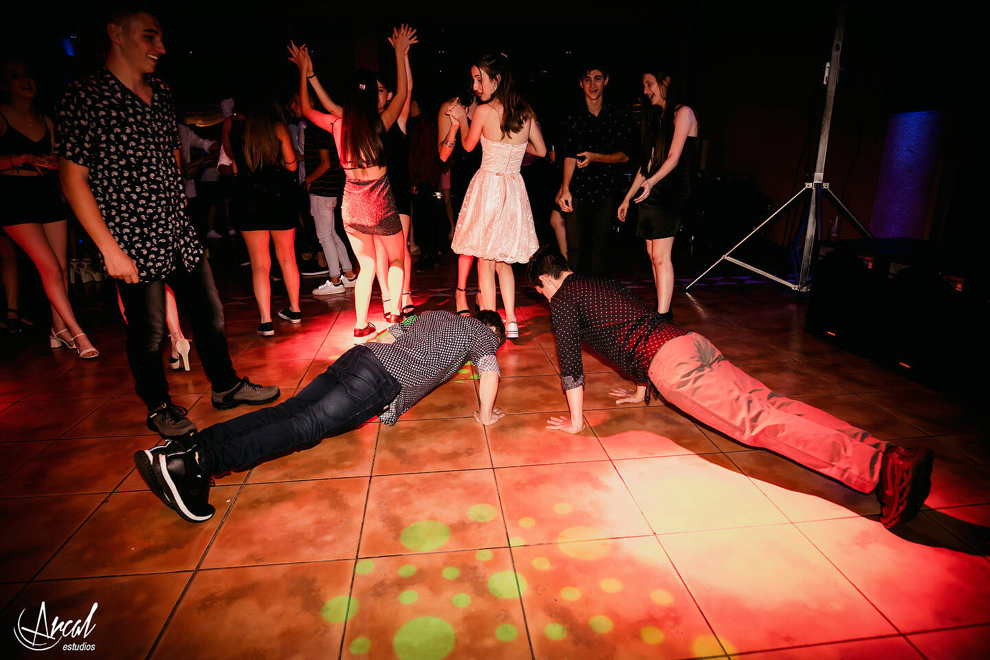 231-roci-o-biderbust-quinces-en-el-salo-n-del-campanario-villa-carlos-paz-atelier-soledad-toani-vestidos-de-novias-y-quincean-eras-1-151379-O