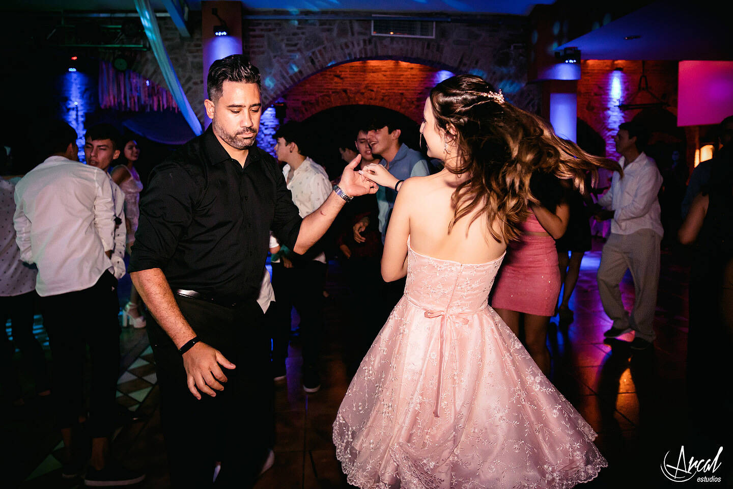 233-roci-o-biderbust-quinces-en-el-salo-n-del-campanario-villa-carlos-paz-atelier-soledad-toani-vestidos-de-novias-y-quincean-eras-1a-151379-O