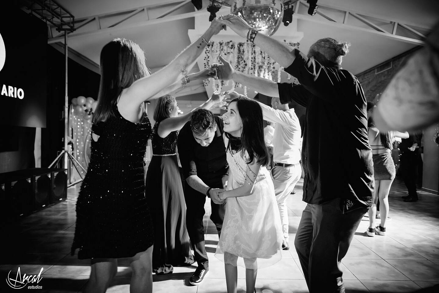 255-roci-o-biderbust-quinces-en-el-salo-n-del-campanario-villa-carlos-paz-atelier-soledad-toani-vestidos-de-novias-y-quincean-eras-1-151379-O