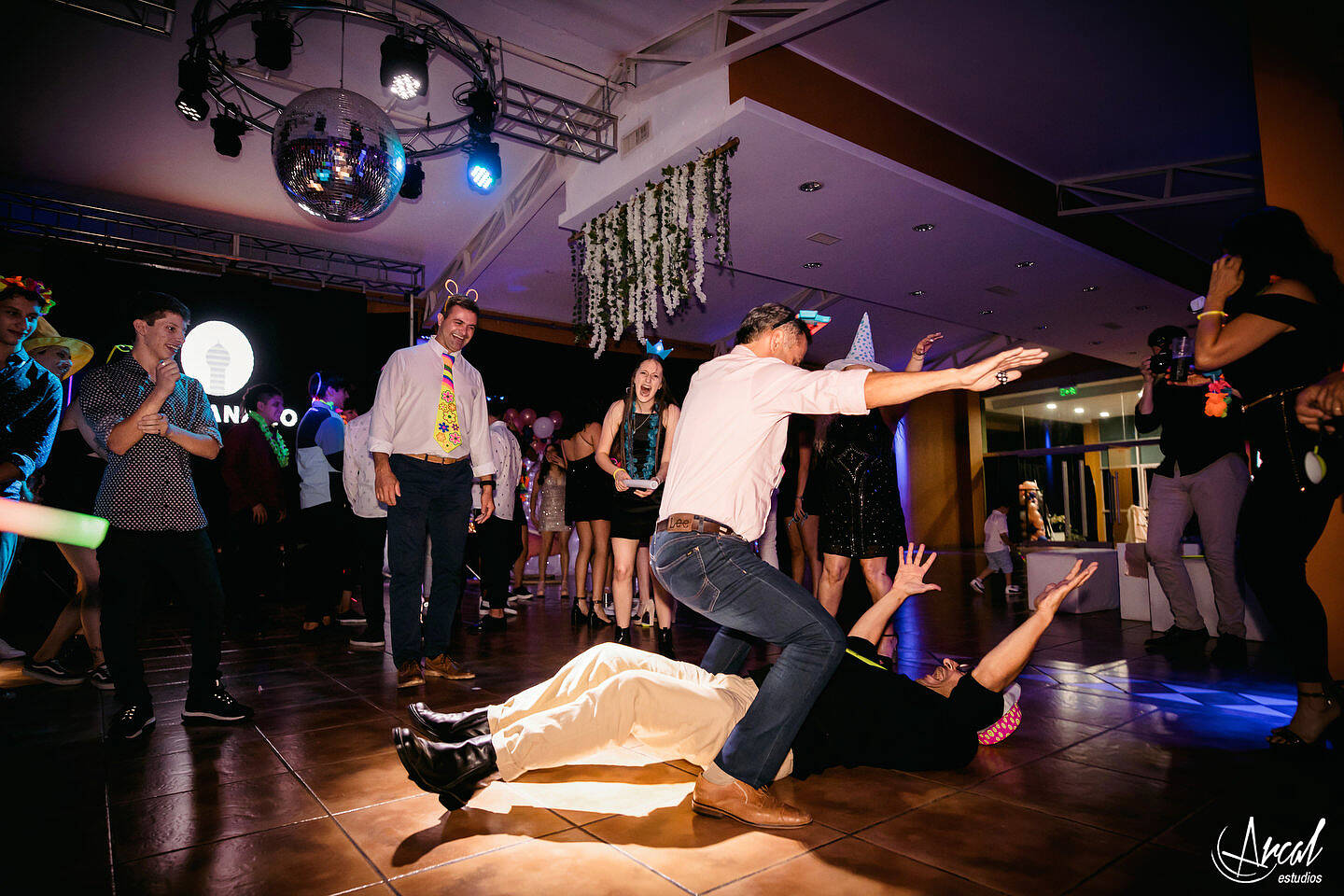 341-roci-o-biderbust-quinces-en-el-salo-n-del-campanario-villa-carlos-paz-atelier-soledad-toani-vestidos-de-novias-y-quincean-eras-1a-151379-O