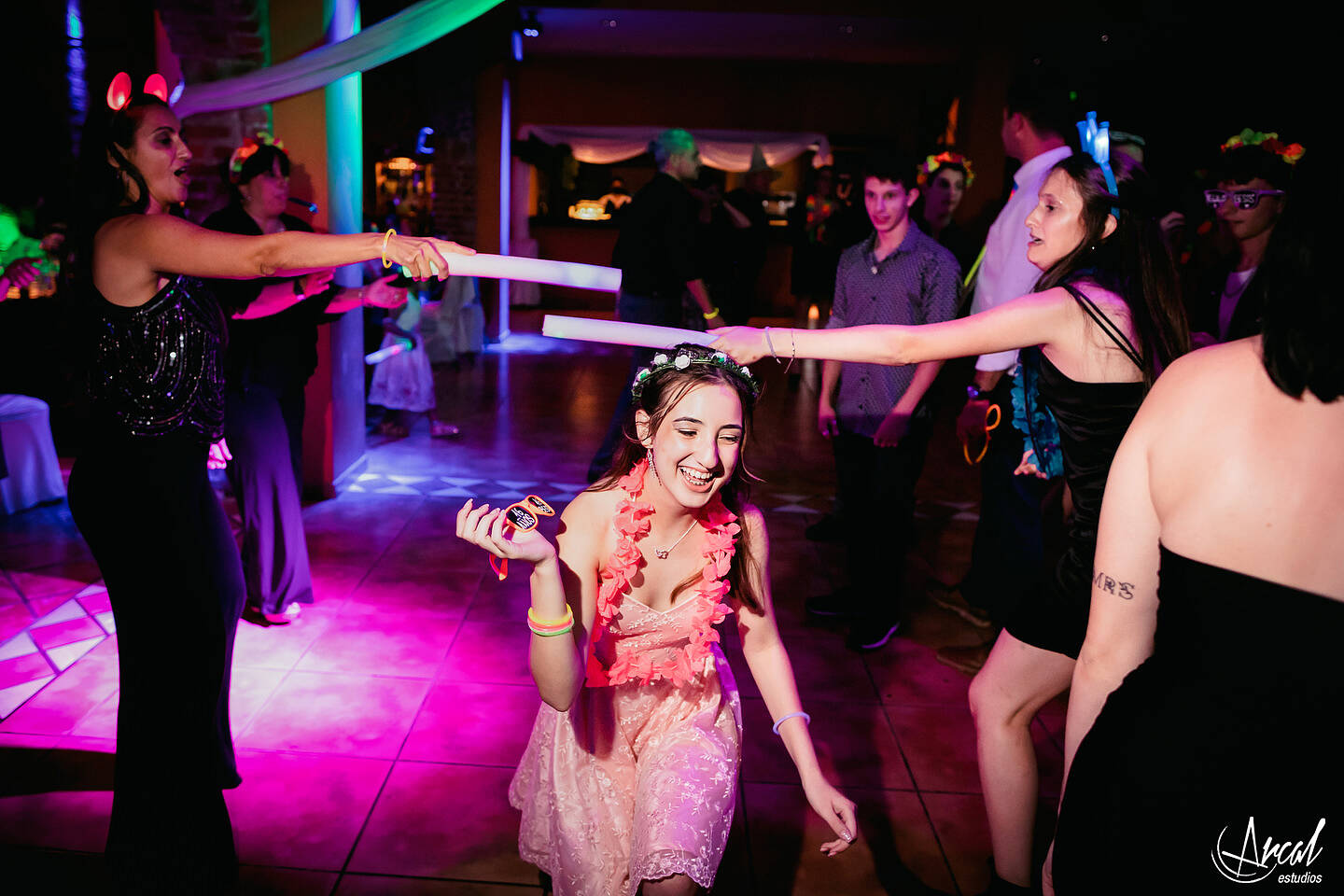 343-roci-o-biderbust-quinces-en-el-salo-n-del-campanario-villa-carlos-paz-atelier-soledad-toani-vestidos-de-novias-y-quincean-eras-1a-151379-O